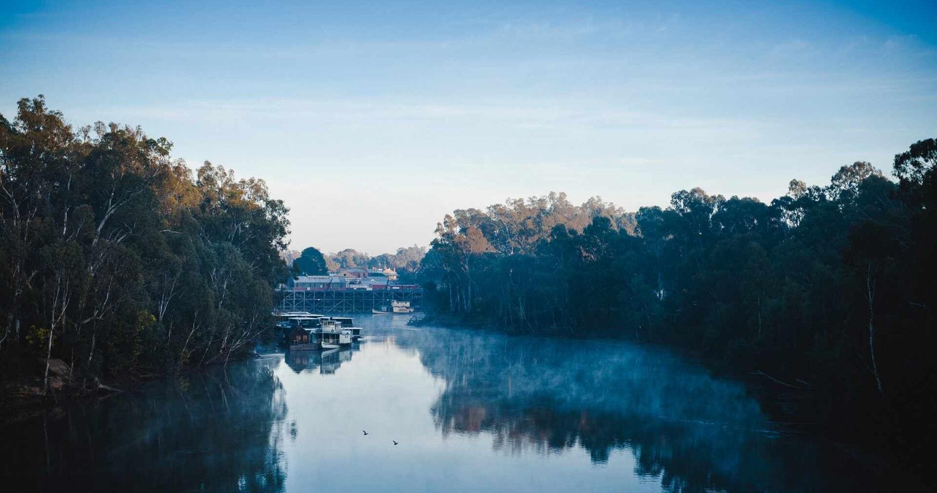 Murray River in Echuca with wharf in the distance